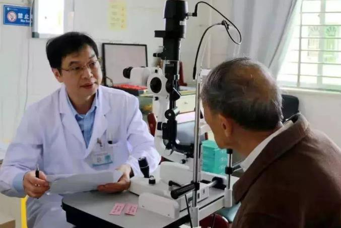 老花眼鏡怎么配更好？